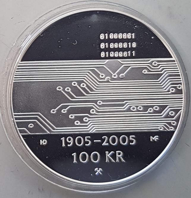 Hovedbilde 100 kr 2005 - Data (1)