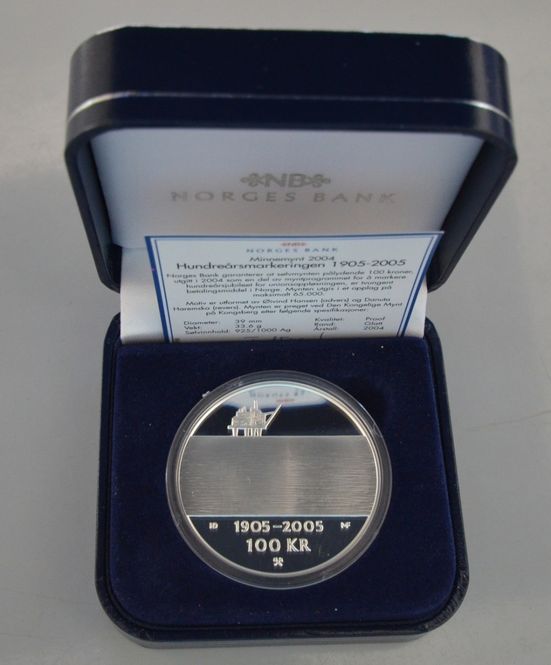 Hovedbilde 100 kr 2004 - Olje