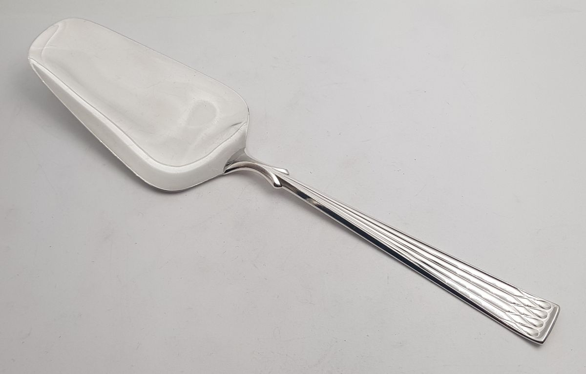 Arvesølv. Kakespade 20,3 cm