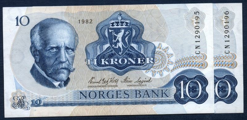 2 x 10 kr 1982 CN i serie kv. 01