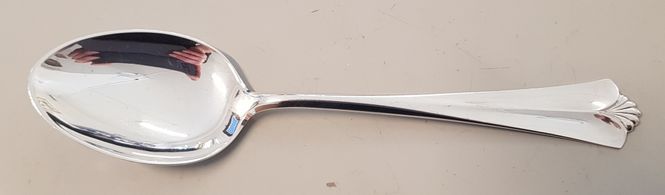 Hovedbilde Rådhus vifte: Liten spiseskje 17,4 cm
